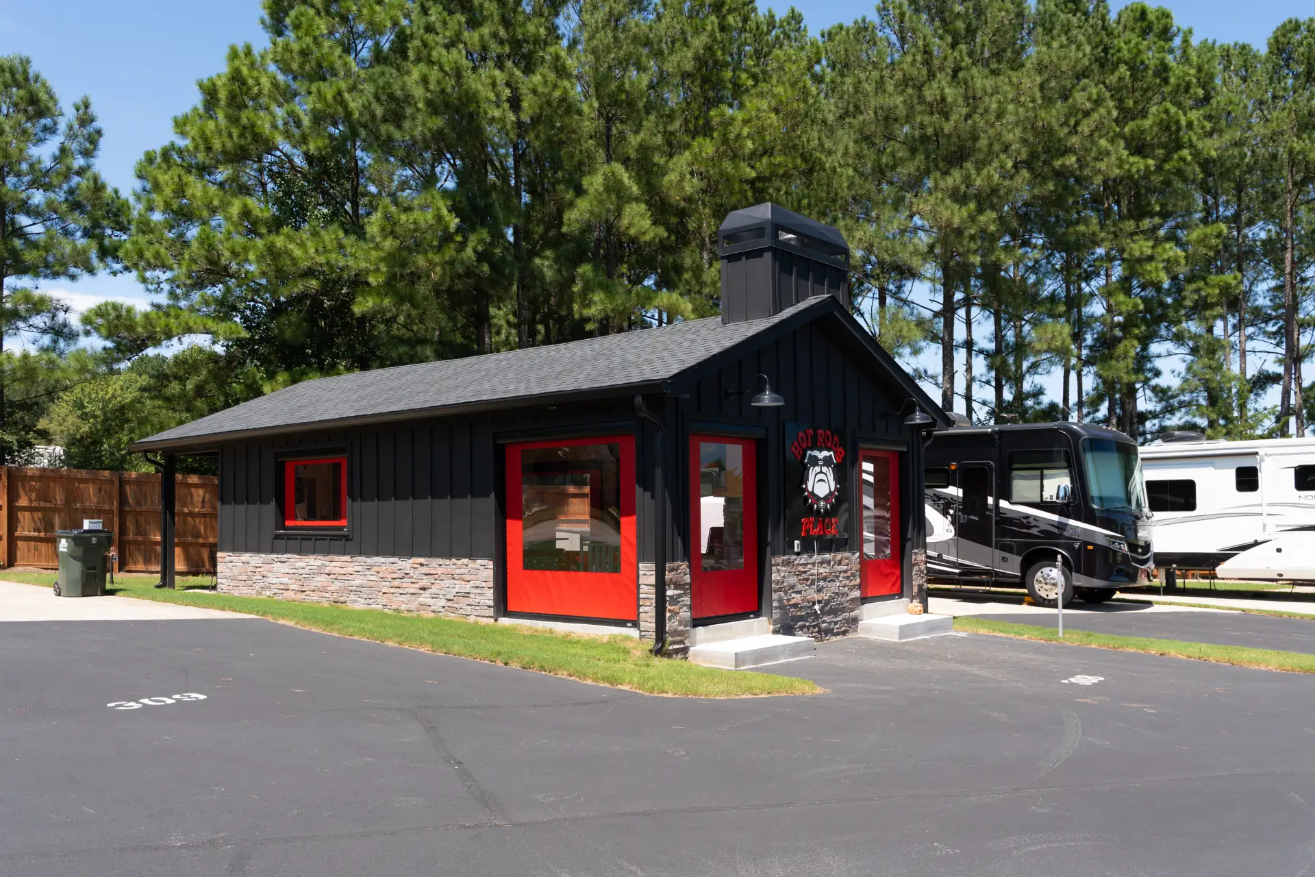 Commercial Retractable Screens coordinated by Aurora for a construction project in Georgia