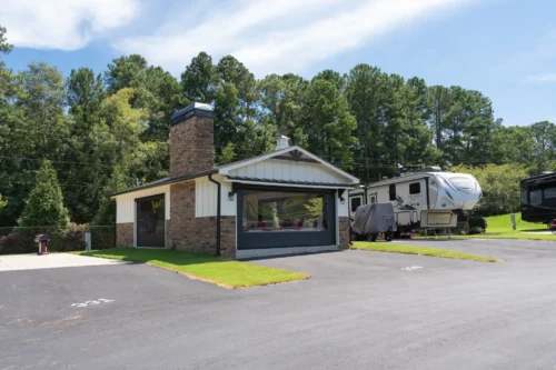 MagnaTrack track retention for windy Georgia retractable screens