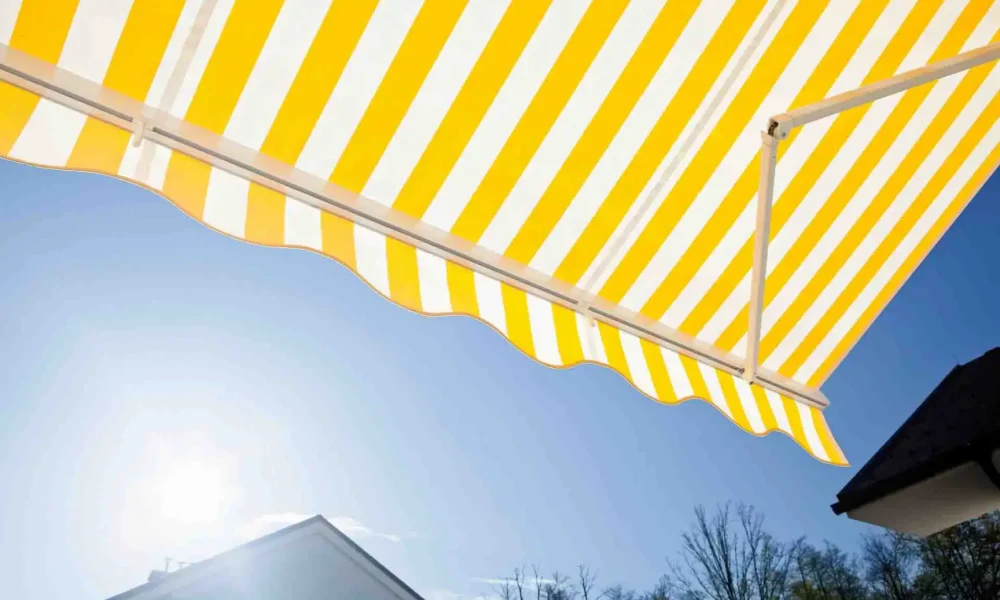 8-Aurora-awnings_